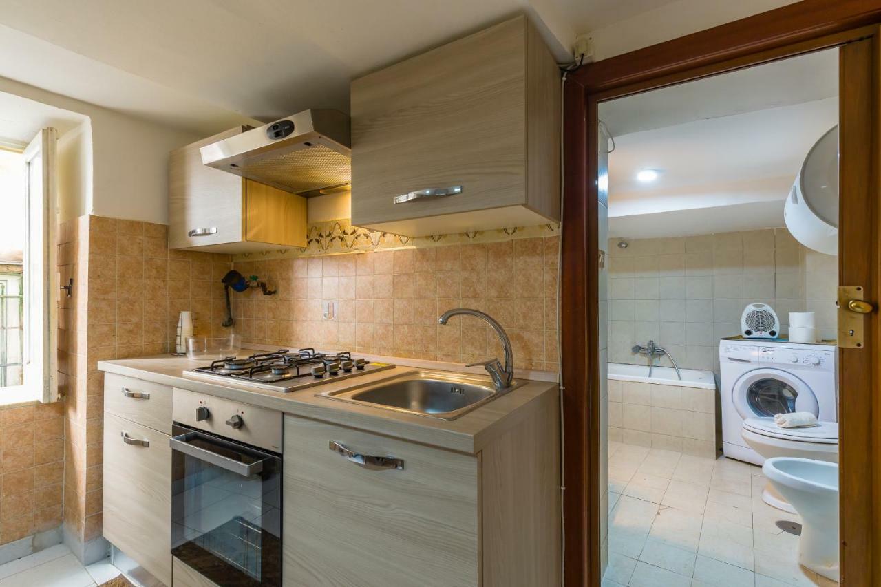 Cirillo 60 Apartment Наполи Екстериор снимка