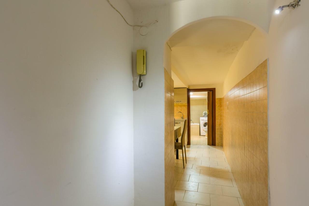 Cirillo 60 Apartment Наполи Екстериор снимка