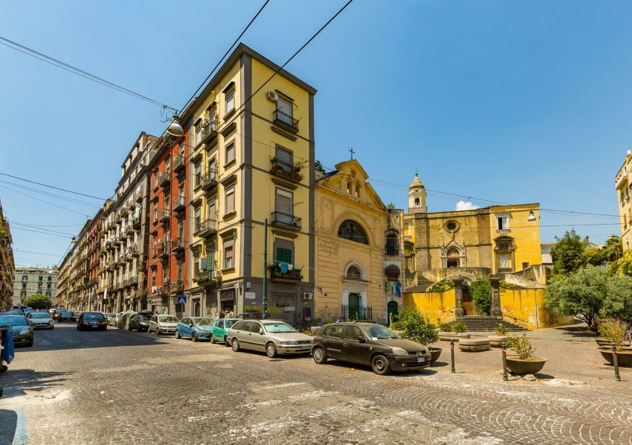 Cirillo 60 Apartment Наполи Екстериор снимка