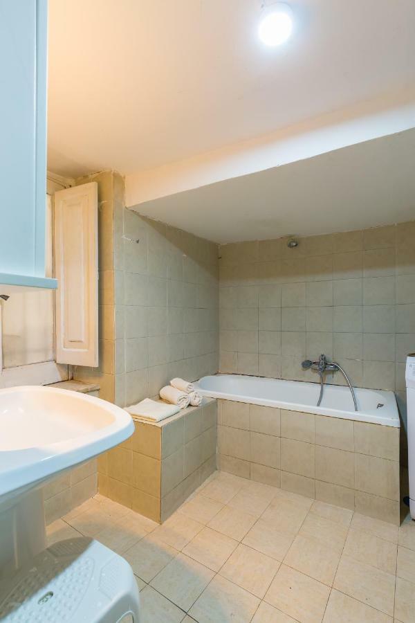 Cirillo 60 Apartment Наполи Екстериор снимка